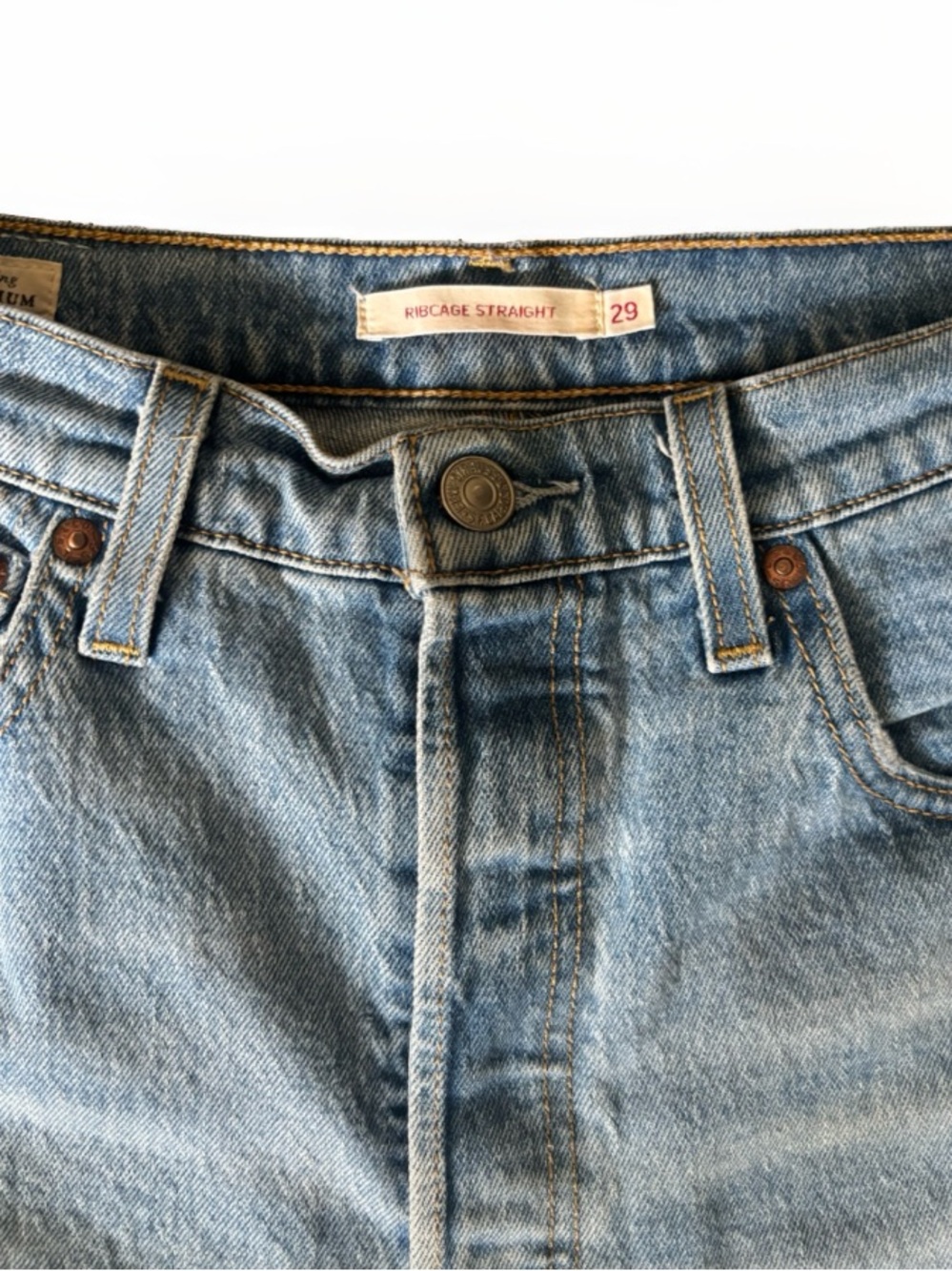 Levi’s Premium Denim Ribcage Straight Ankle in Tango Fade Light Blue Wash Sz 29 - Picture 7 of 10